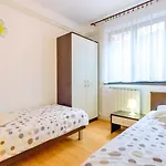Apartments Miljenko
